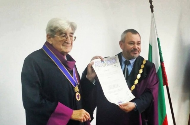 Румънски учен е новият почетен доктор на ВТУ