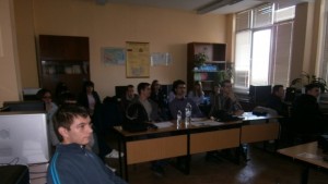 Състезание по химия в Английската гимназия дава шанс за университет