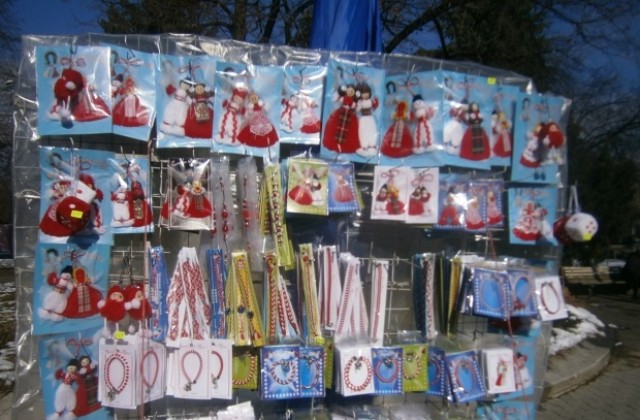 Крадец открадна мартеници за 5 000 лв.