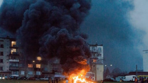 Празничен огън от гуми запалили в Девня на Заговезни