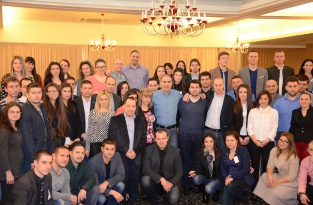 МГЕРБ- В. Търново с шестима представители на младежкия университет в Сандански