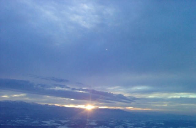 Ще преобладава облачно време