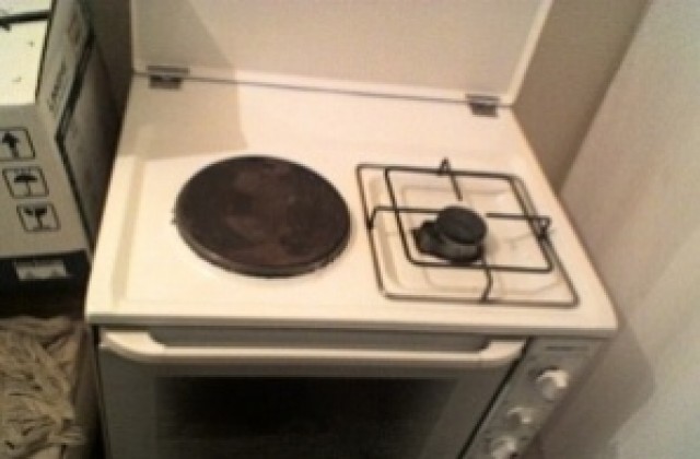 Спипаха крадец от Девня, откраднал микровълнова и готварска печка