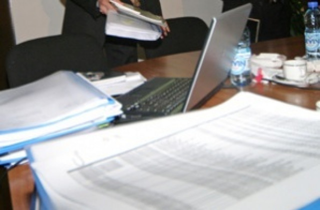 Двама загинали при трудови злополуки през януари