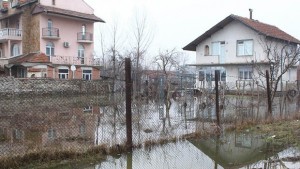 Отводняването на кв Нов път е в ход