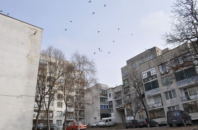Три блока в Лозница пред старта на безплатното саниране