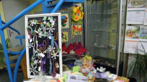 Благотворителен базар събира пари за деца в риск