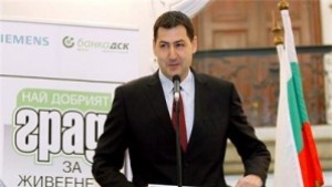 Тотев избухна за мръсния въздух Вие нормални ли сте