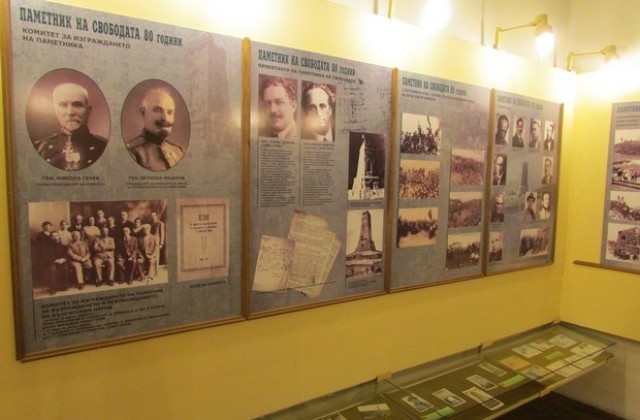 Оригинални фотоси от строителството на Шипка показва изложба в Г. Оряховица