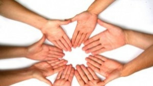 Слънчеви доброволци посещават Дома за деца в Стражица