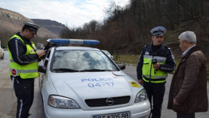 Патрулки с камери и микрофони дебнат за нарушения на пътя