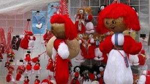 Пет европейски града получиха мартеници от Павликени