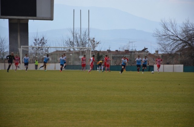 ФК Верея загуби от Септември /Симитли/