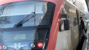 БДЖ осигурява допълнителни вагони за 114 влака