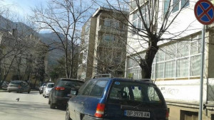 На кого му пука за знаците