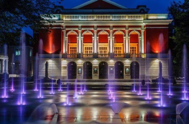 Програмата на операта през март