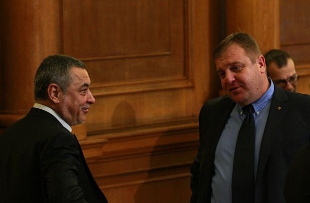 Каракачанов видя зад оставката на Вучков разногласия
