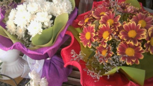 Преди 8 март данъчните започват проверки на търговците на цветя