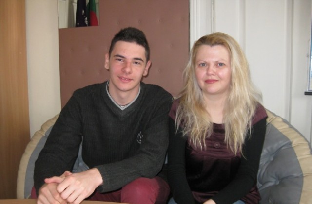 ЕГ„Д-р Петър Берон” има класиран ученик за националния кръг на олимпиадата по английски език