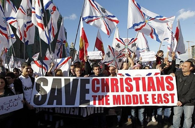 Ислямска държава освободи пленените християни асирийци