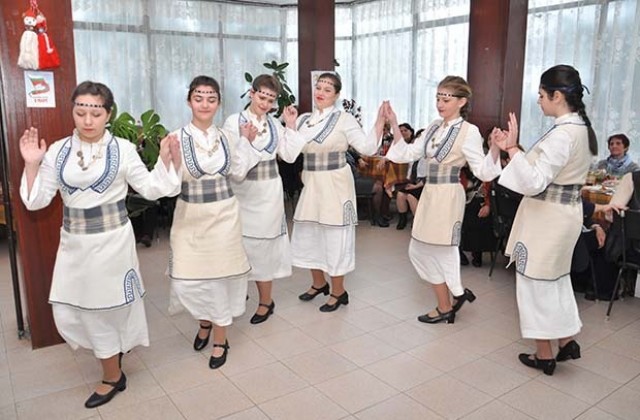 Кметът поздрави врачанки по повод 8-ми март