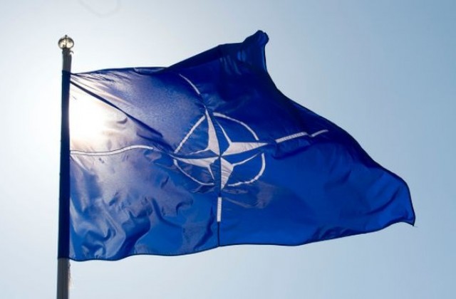 НАТО няма да създава нови бази в Европа