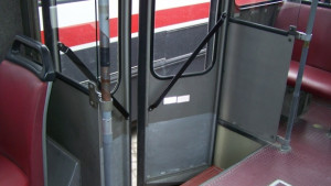 На своя празник дамите се возят безплатно в градкия транспорт