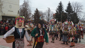 Отлагат кукерския празник в Стралджа заради лошото време