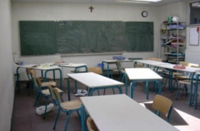 32 училища в Пазарджишка област са в принудителна ваканция