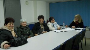 Искат разкриване на клуб на пенсионера и в Сениче