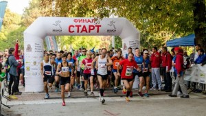 Маратон на приятелството осигурява средства за топъл обяд за 30