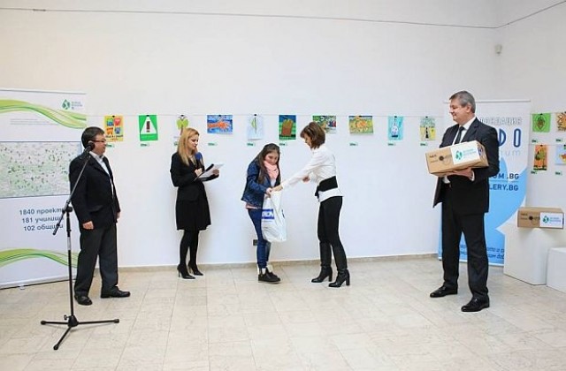 Седмокласничка от Разград – сред победителите в конкурса „Зелена вселена“