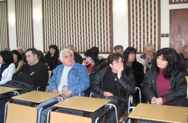 Публично обсъждане на изпълнението на бюджета на община Мездра за 2014 г.