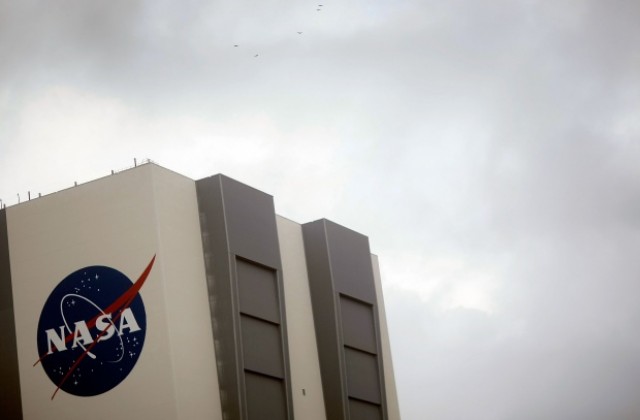 Успешен наземен тест за бъдещата тежка ракета на НАСА