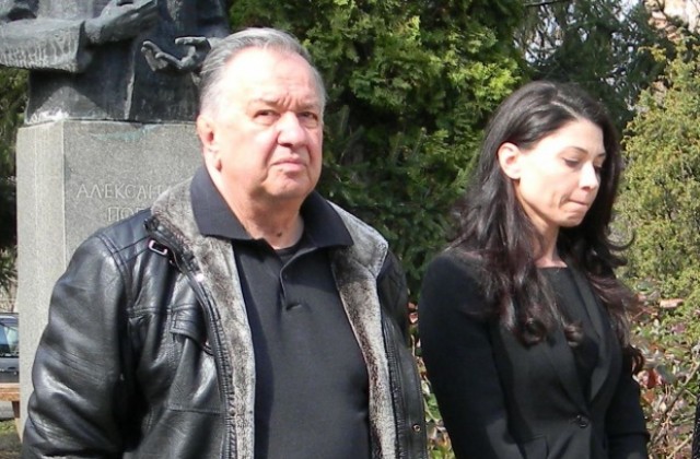 Семейството на Емил Шарков иска истината за операцията в Лясковец