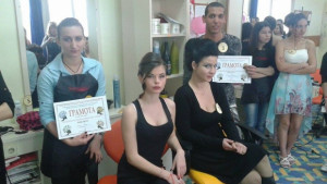 Млади фризьори и гримьори мериха сили на състезание в ПГ