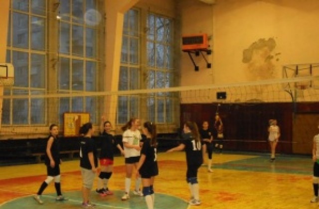 Волейболът в Кюстендил е безплатен