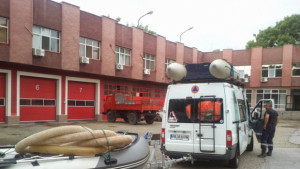 Спасиха бедстващи служители на помпена станция