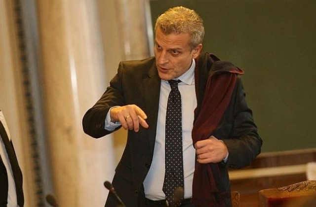 Министър Москов: Белодробна болница няма да бъде закрита