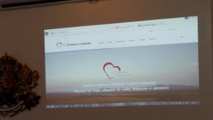 Почистват паметника Априлец