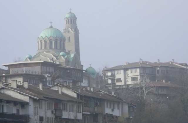 Седмицата започва с хубаво време, от сряда ще застудее