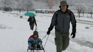 Чака ни ново застудяване от сряда и още сняг