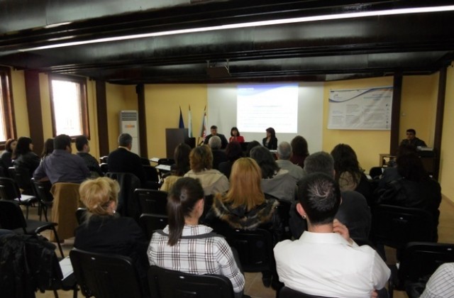 Канят желаещите да кандидатстват по програма Култура на среща