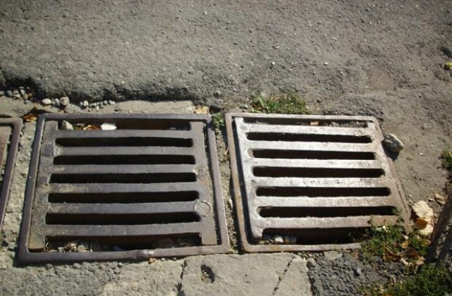 Спират водата в центъра на Варна заради ремонт