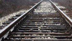 Прекъснато е движението на влаковете в участъка между гарите Плачковци