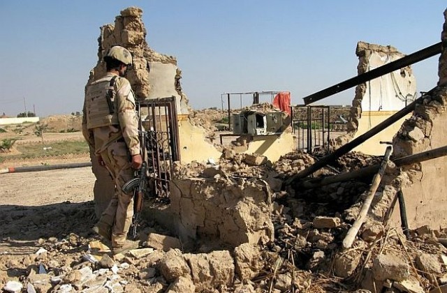 Унищожиха гробницата на Саддам при сражения в Тикрит