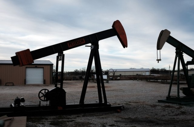 ОПЕК запази прогнозата за търсенето на петрол тази година