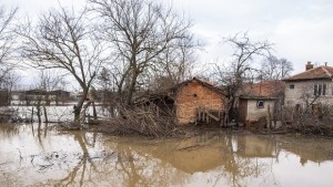 Канализацията би решила проблема на наводненото село Белозем пари за