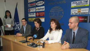 Паячета атакуват неправилно паркирали автомобили в Плевен