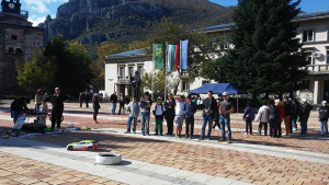 Пак занимания по автоделизъм за младежите от Дома в Три